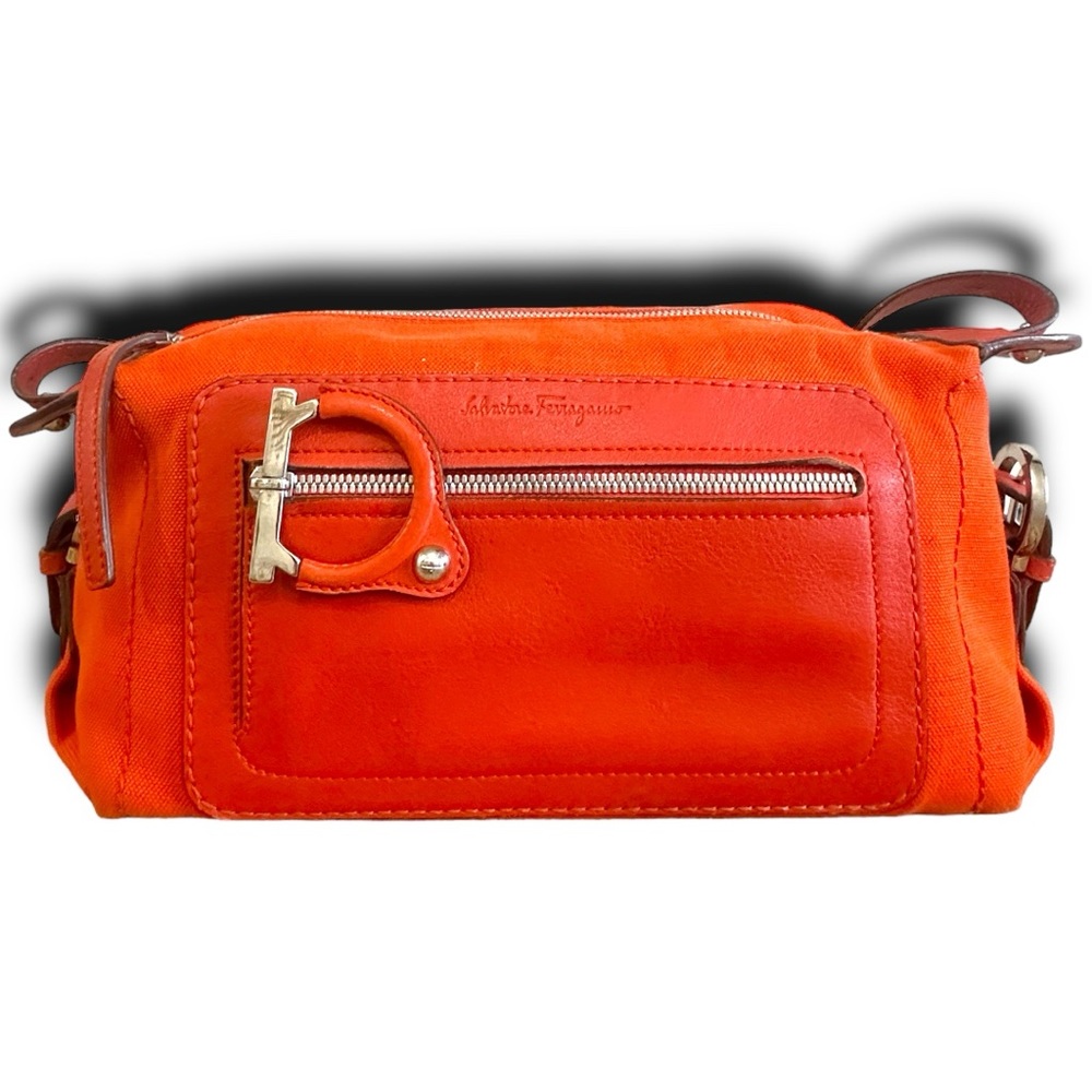 Ferragamo canvas leather bag like new